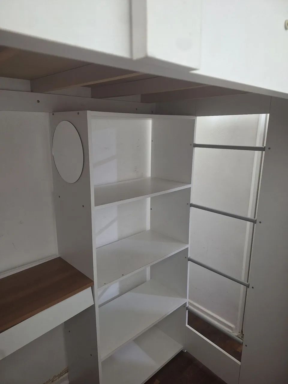 Cama solteira alta multifuncional com escrivaninha e estante - Foto 3
