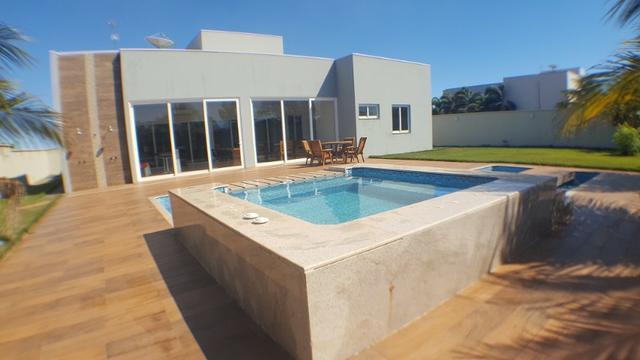 Casa 4 Quartos, sendo 3 Suítes, 380 m² c/ armários e lazer no Condomínio Polinésia - Foto 14