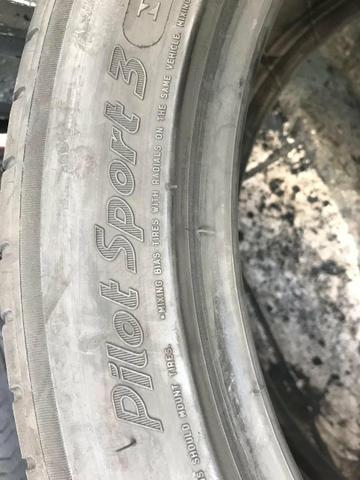 Pneus 235/45/17 Michelin meia vida (não são riscados) - Foto 3