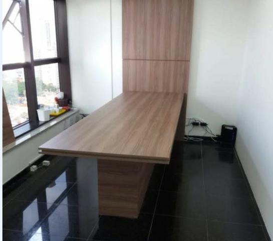 Mesa c Painel de TV embutido para empresas - Foto 2