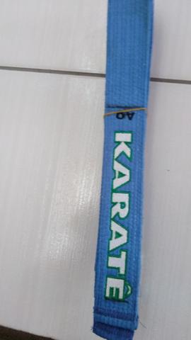 Faixas e luva Karatê