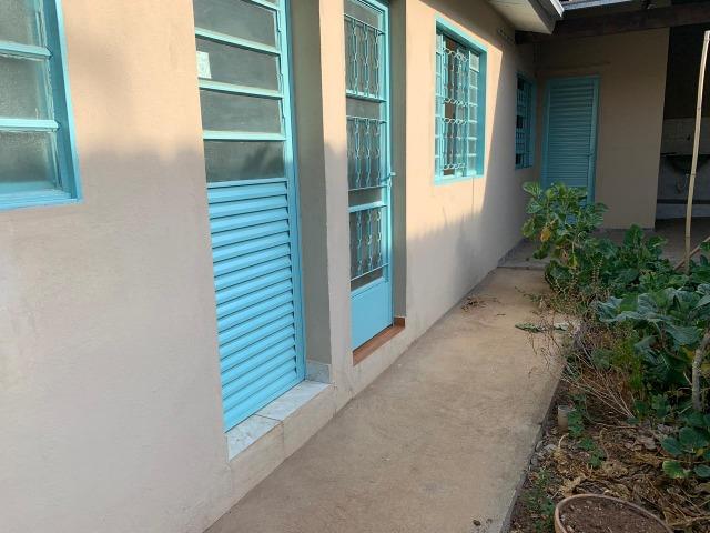 DA ótima casa em Itaúna com barracão nos fundos - Foto 20