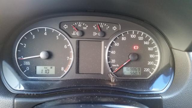 VOLKSWAGEN POLO SEDAN 2010/2011 1.6 8V GASOLINA 4P MANUAL - Foto 7