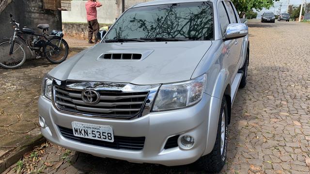 Toyota Hilux SRV ÚNICO DONO - Foto 11