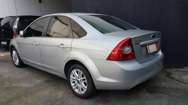 Ford Focus sedan 2012 - Foto 3