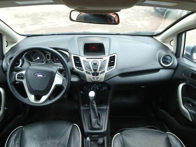 Fiesta Sedan SE 1.6 16V Flex 4p - Foto 6