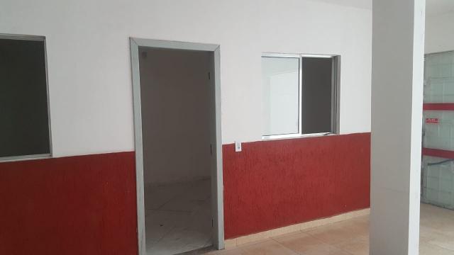 Murano Imobiliária aluga loja com 9 salas quartos no Centro de Vila Velha - ES. - Foto 7