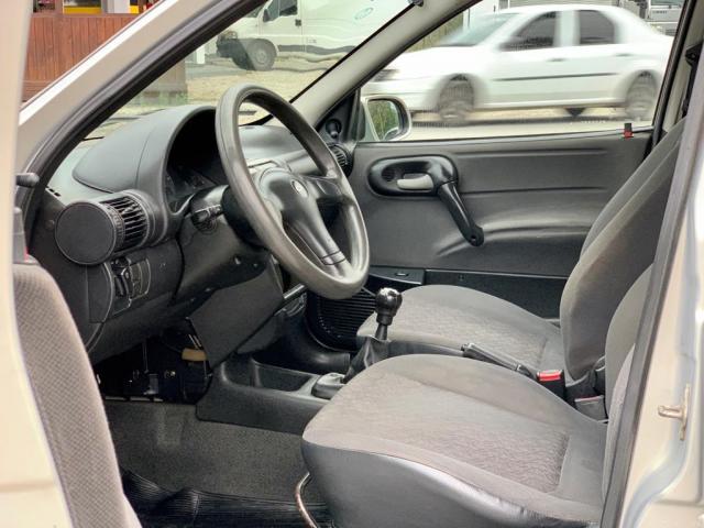 Corsa Sedan 1.0 - 2005 - Foto 9