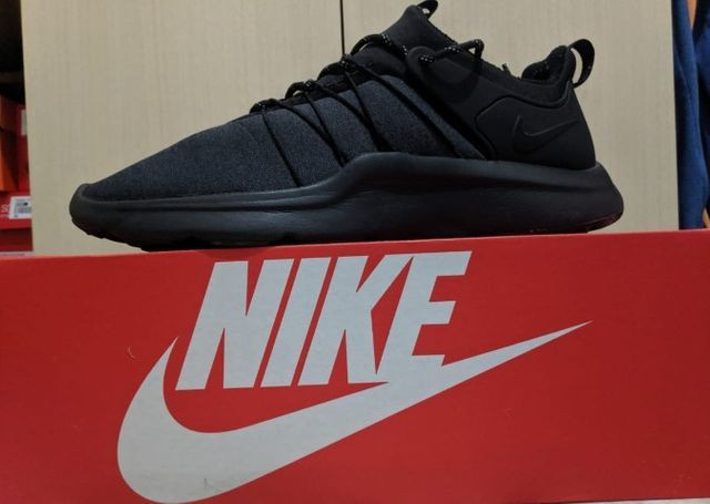 nike darwin preto