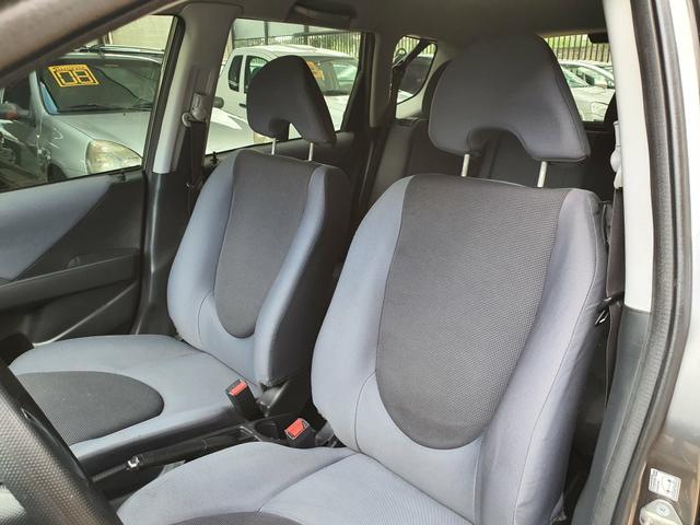 Honda Fit Lx Ano 2005 - Foto 12