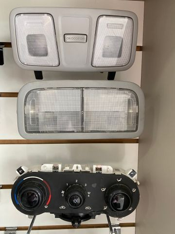 Controle do Ar, maçaneta, luz de teto - Sucatão Cidade Nova - Foto 2