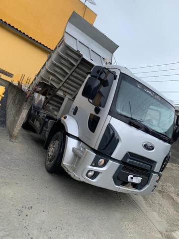 FORD CARGO 1519  4X2  CAÇAMBA 2015