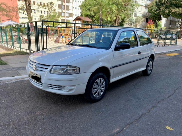 GOL 2014 SUPER NOVO POUCO RODADO