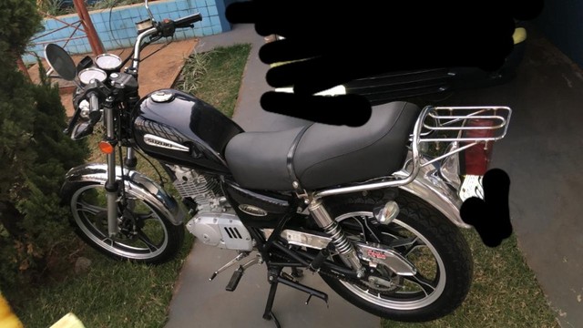 SUZUKI INTRUDER