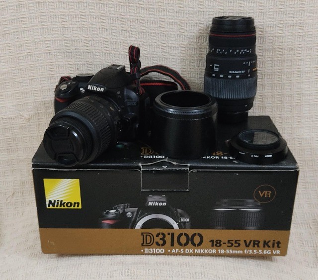 Câmera Nikon D 3100 mais objetiva 