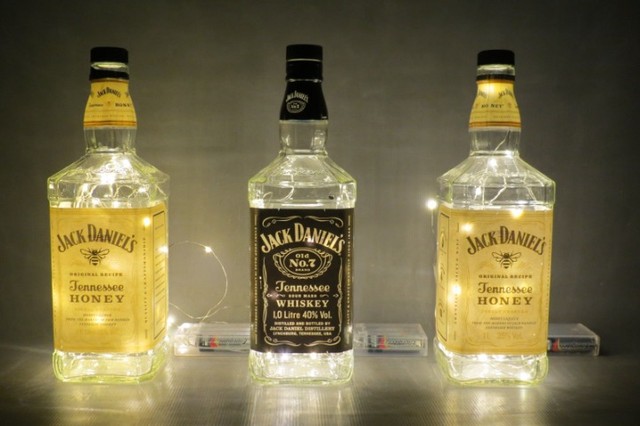Luminária de garrafa Jack Daniel's LED - Foto 4