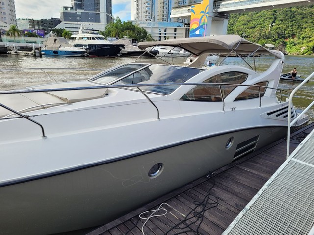 Armada 380 Ano 2012 x2 Mercruiser QSD 320 HP Focker Triton Sessa