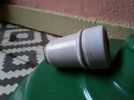 Luminária  ou refletor BEDD de 14 polegadas com bocal E-27 de louça - novo. - Foto 5