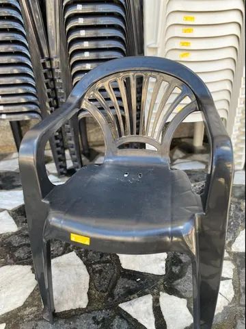 Cadeira de braço preta nova pra lanche partir de 30 R$ cada