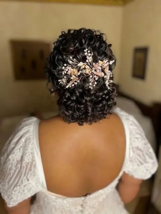 Combos completos make e penteado completo  - Foto 4