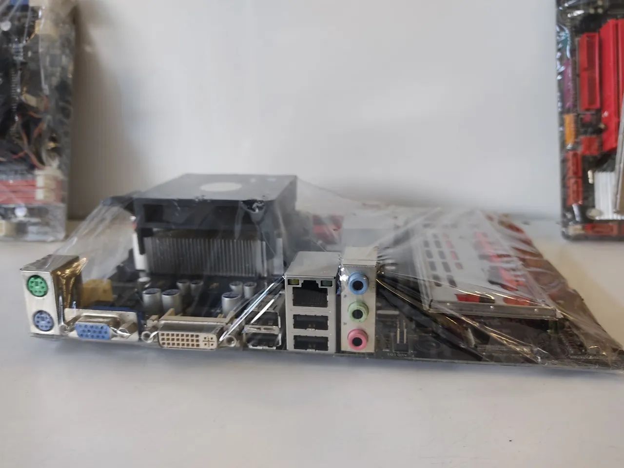 Placa mãe AMD Sempron 145 Vem pra Eco Eletron  - Foto 5