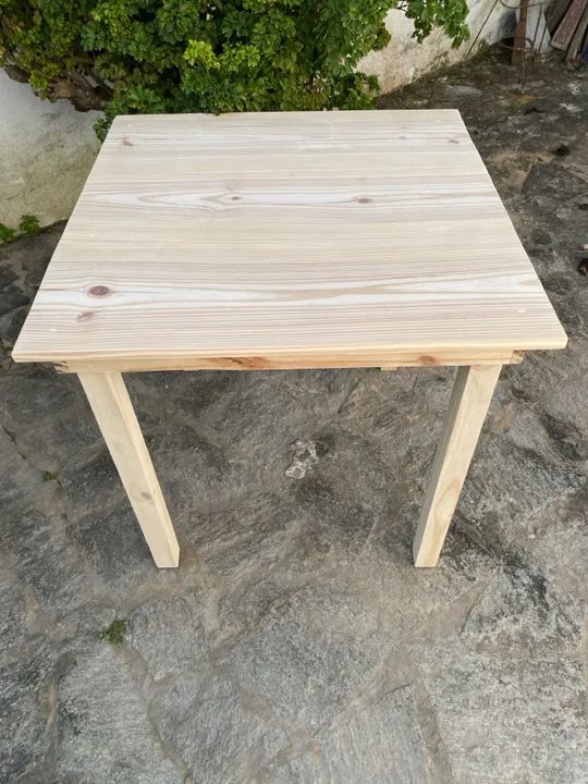 Mesa infantil madeira 