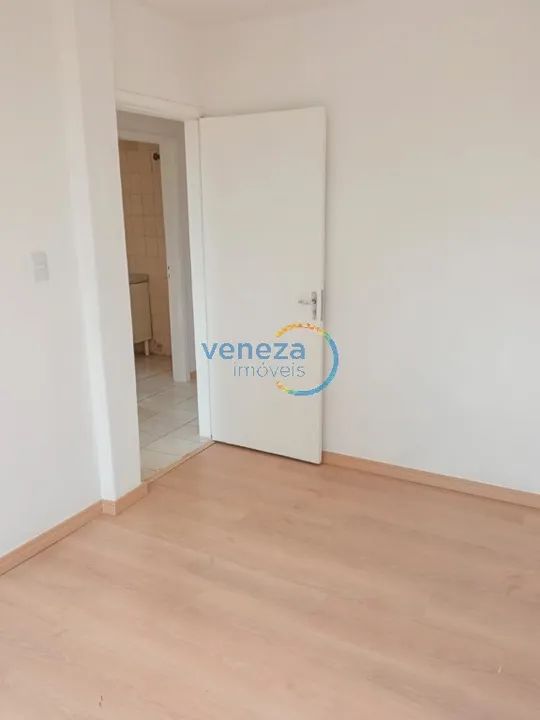 Apartamento com 3 quartos para alugar por R$ 800.00, 60.00 m2 - CONJUNTO CAFE - LONDRINA/P - Foto 10