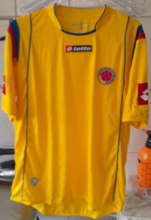 CAMISA SELECAO COLOMBIA LOTTO 2009 COM BAG NOVA FRETE GRATIS - Foto 2
