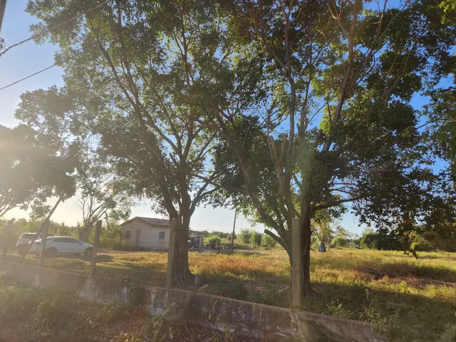 Vende-se terreno de 20.000m2 no Distrito industrial em Cuiabá MT.