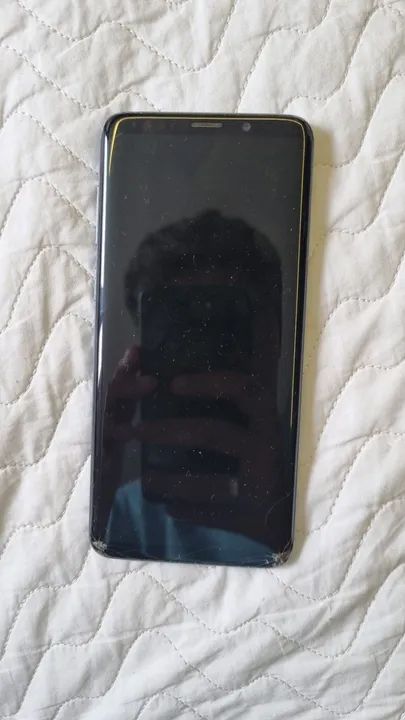 Celular Samsung Galaxy S9+ para retirada de peças 