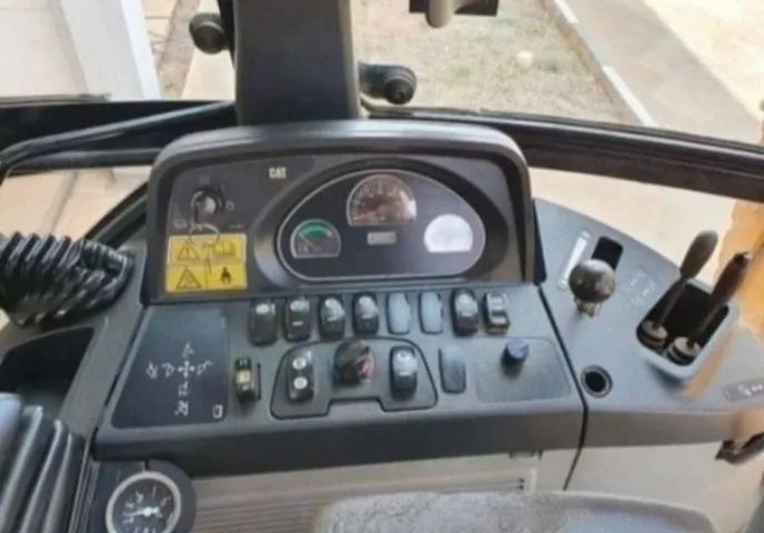 Retroescavadeira Cat 416e 2015 - Foto 5