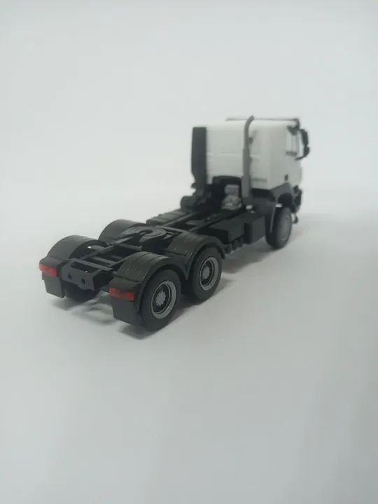 Caminhão Iveco 6x6 - HO 1/87 Herpa - Foto 5