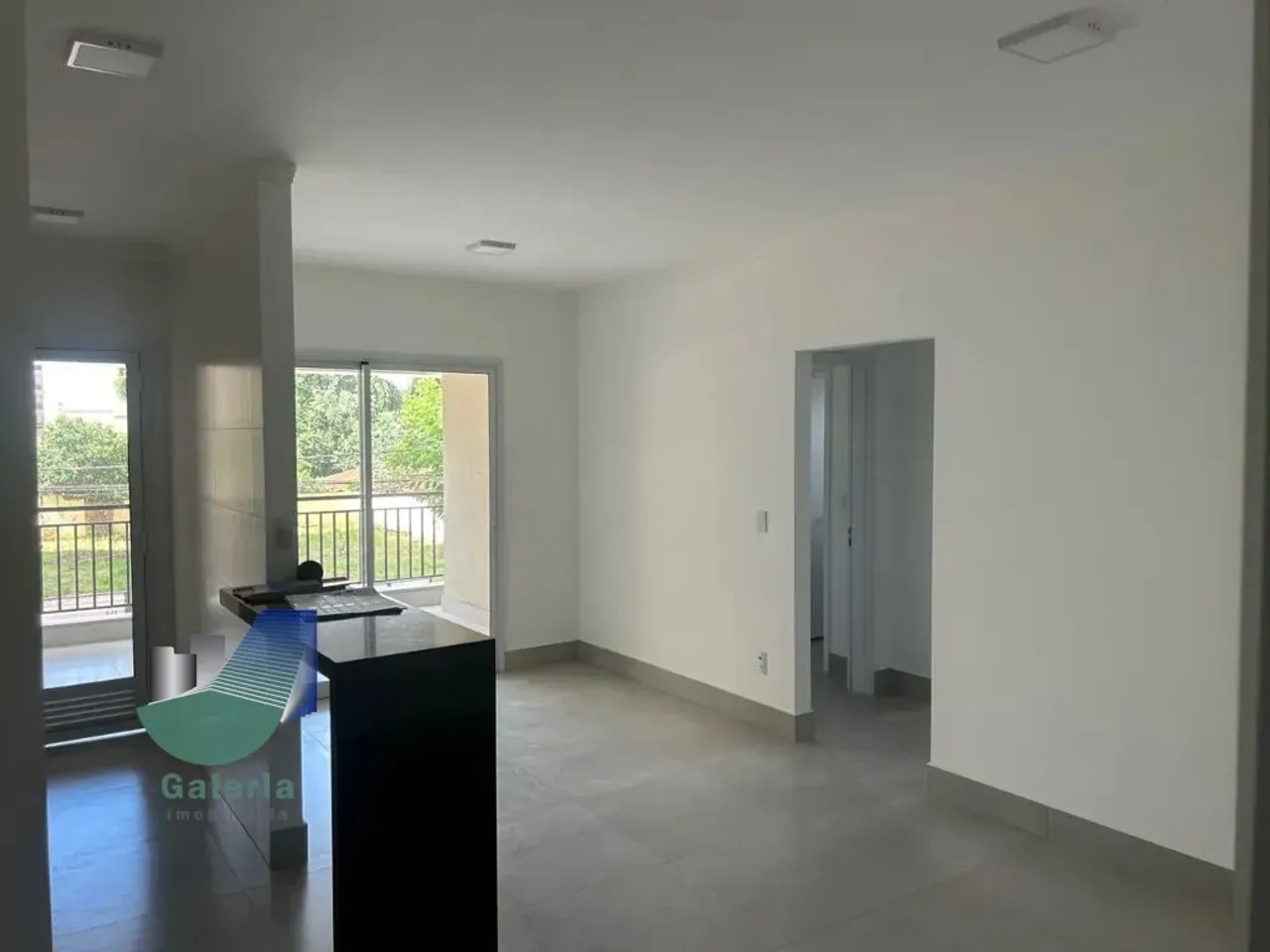 Apartamento com 2 quartos para alugar, 70m² - Ribeirânia