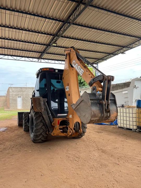Aluguel de Retroescavadeira  Case 580 N - Foto 3