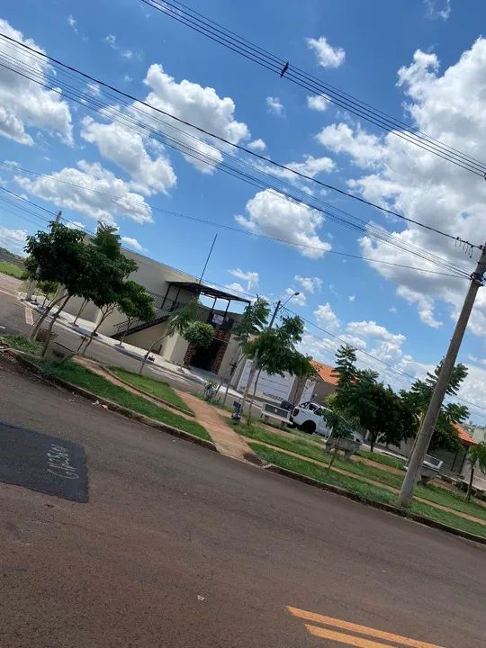 Alugo - ótima área comercial com Terraço - Foto 3