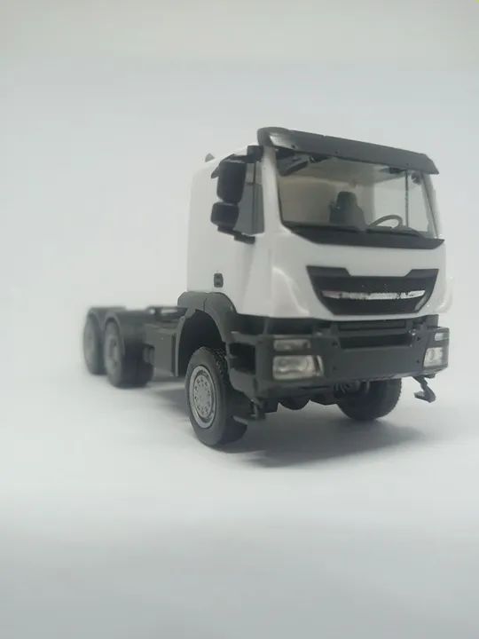 Caminhão Iveco 6x6 - HO 1/87 Herpa