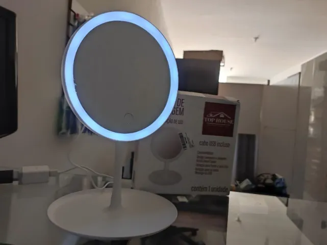 Espelho de maquiagem LED - Novo