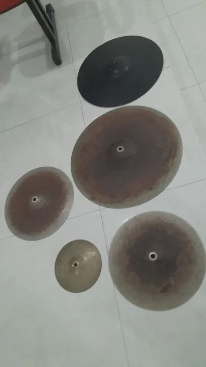 Prato bem usado bateria