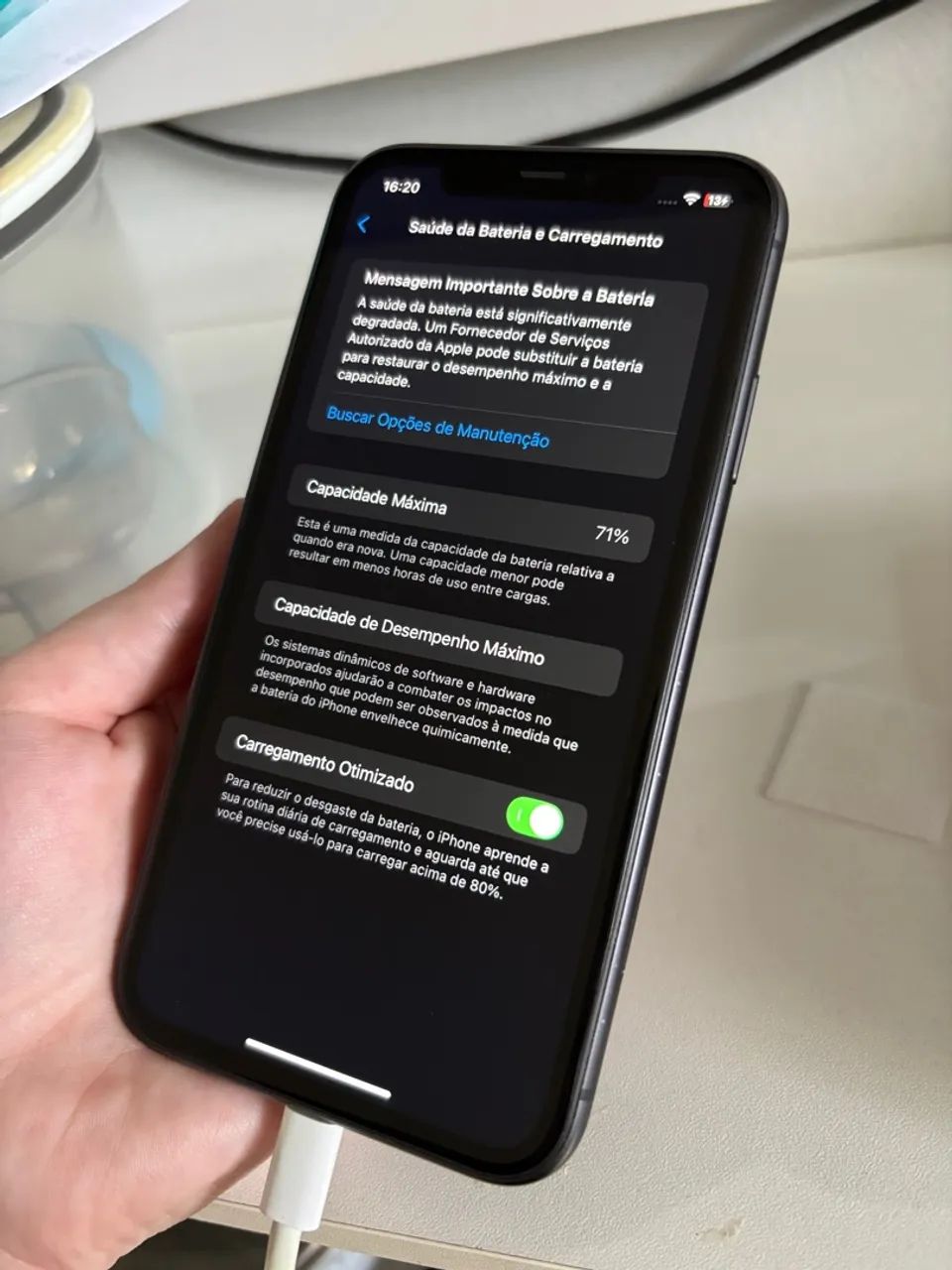 iPhone 11 128gb usado, sem trincado, saúde da bateria 70% - Foto 3