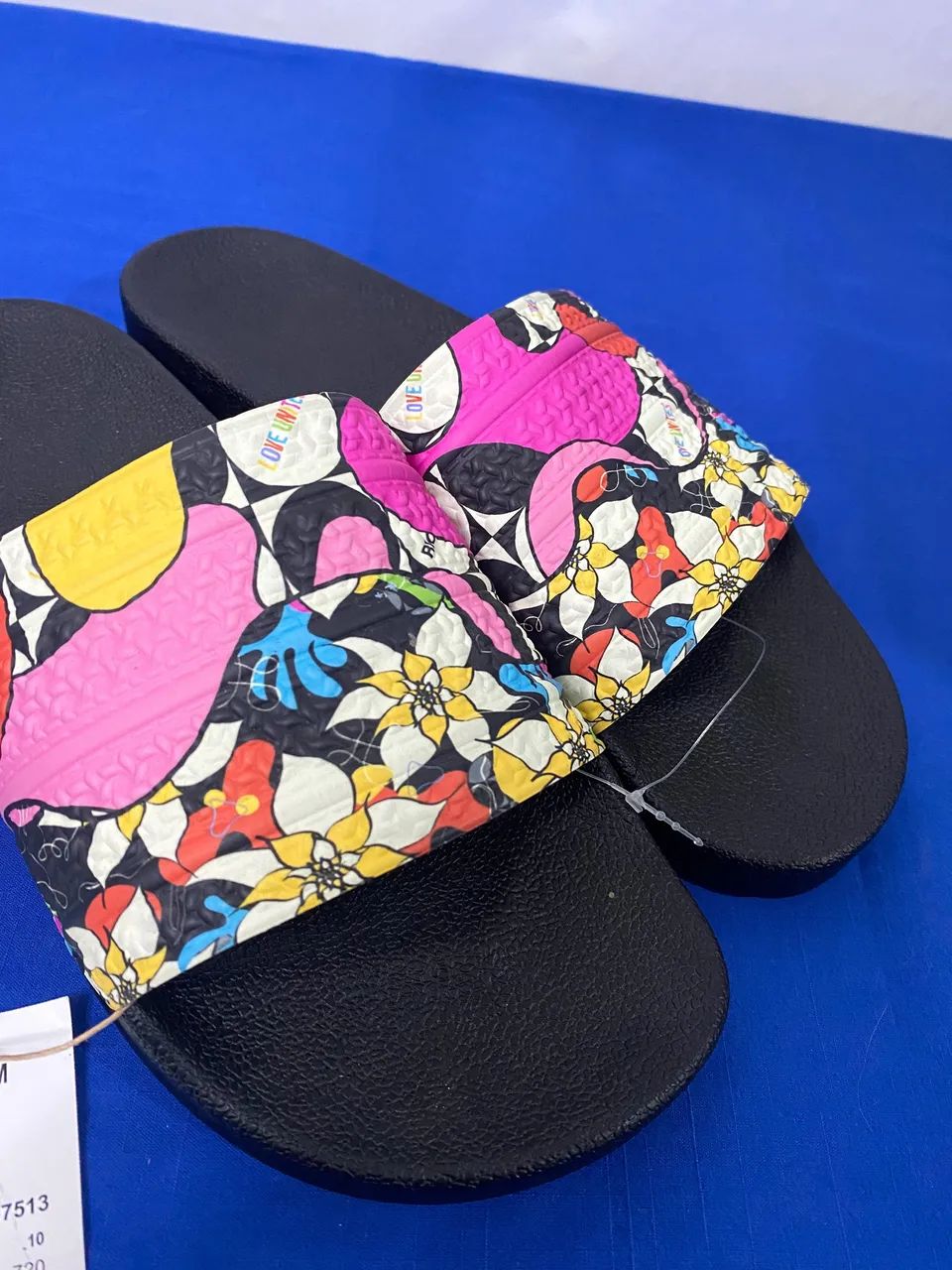 Slide Adidas adilette (collab especial) - Foto 3