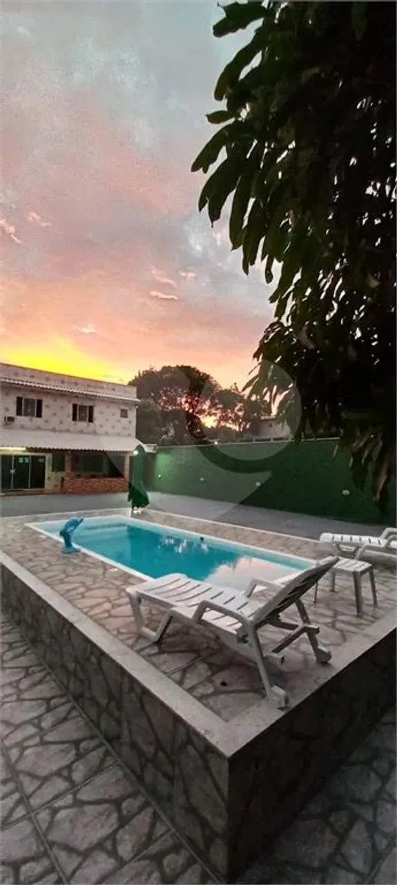 Hotel com 8 quartos à venda em Arpoador - RJ