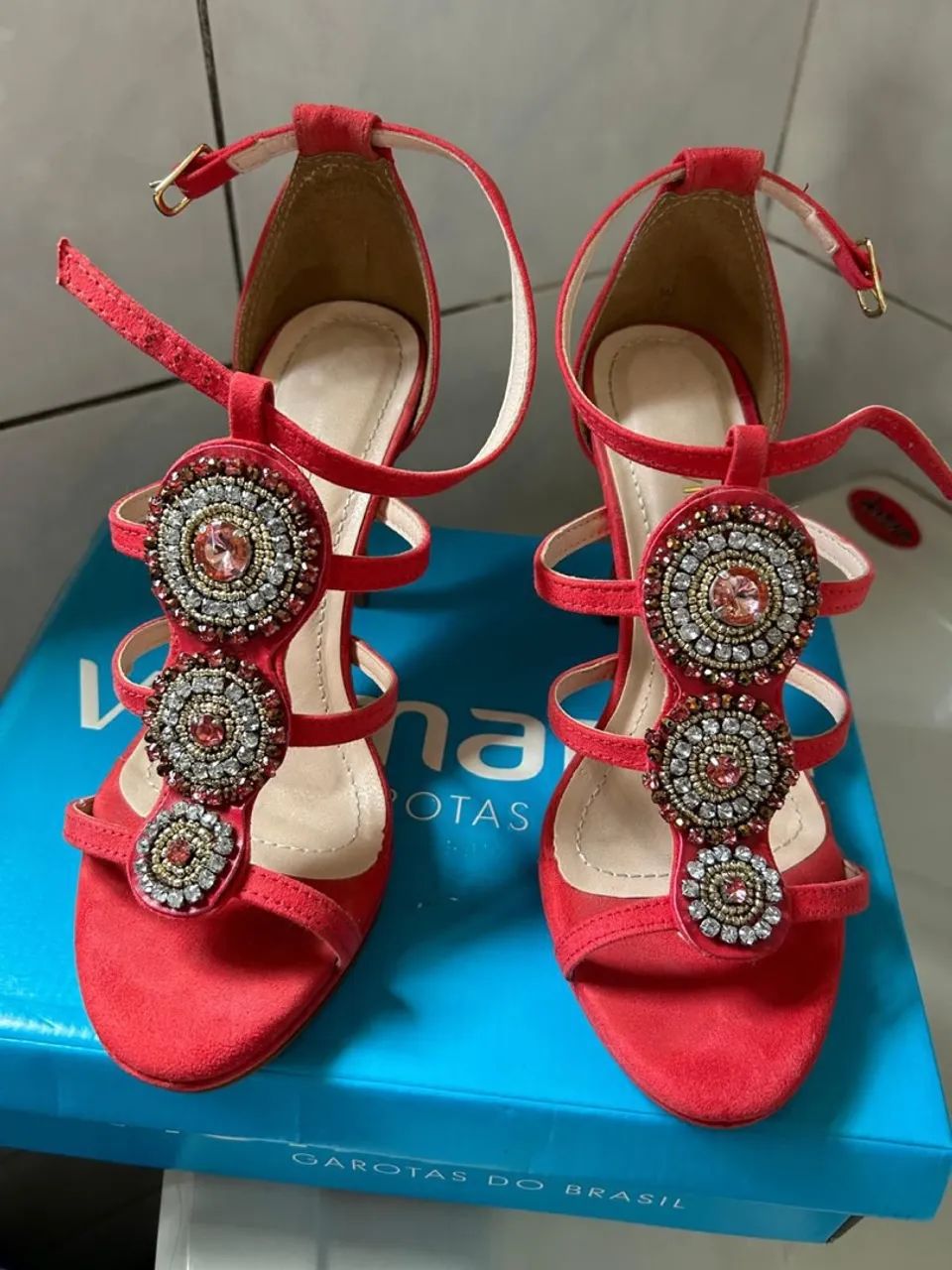 Sandália Via Marte Vermelha com Detalhes - Foto 3