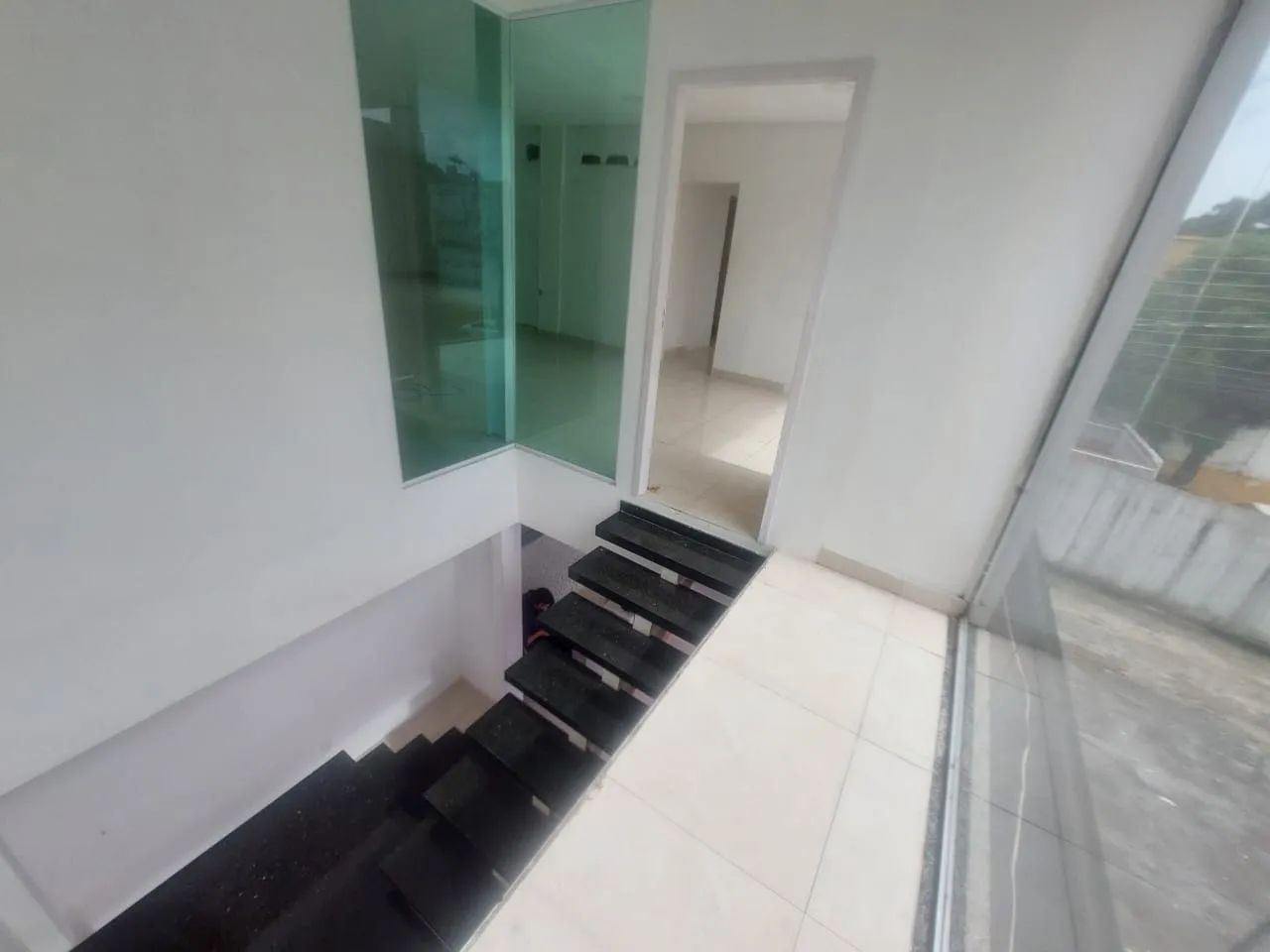 Sala comercial no 1º andar com 110m² no blindex - Na Constantino Nery - Foto 14