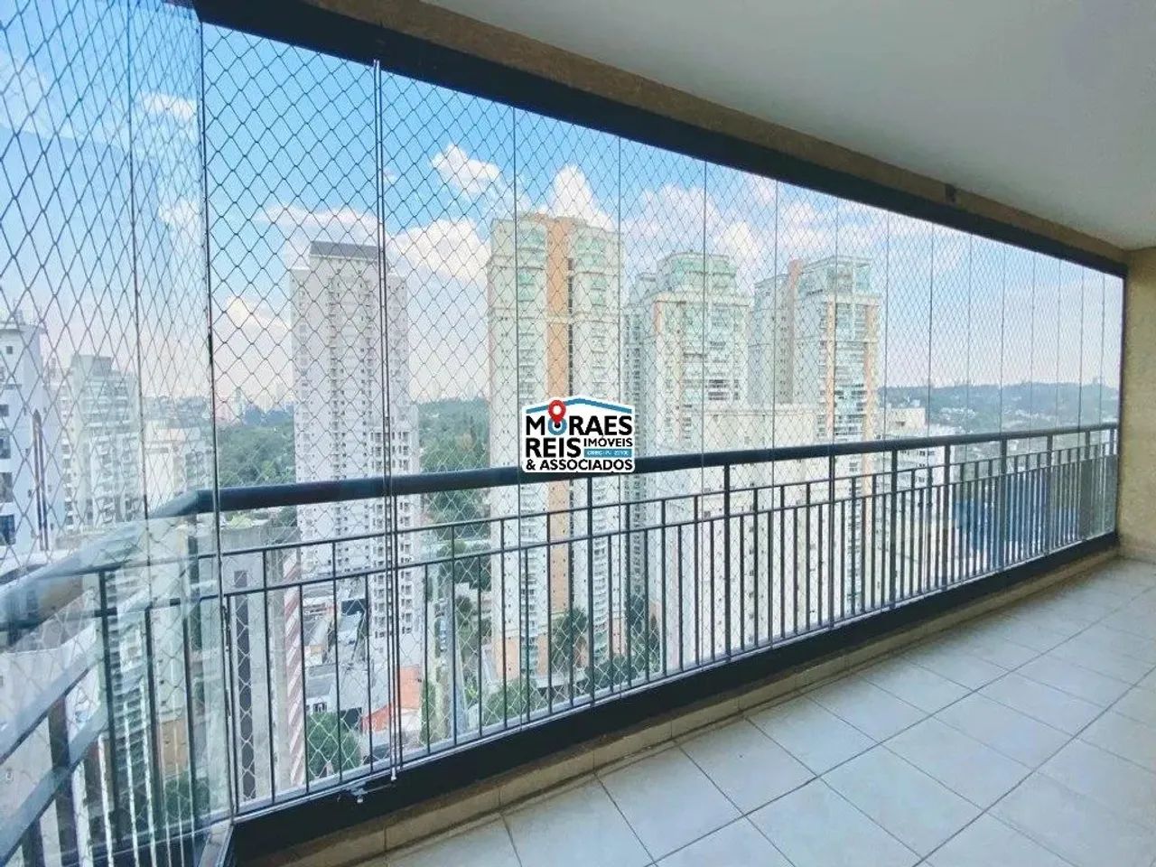 Apartamento para locação no Brooklin , 3 dormitórios (3 suítes), 4 vagas - 218 m² - São Pa