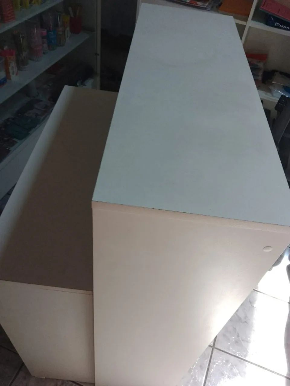 BALCAO DE RECEPÇÃO EM MDF - ÓTIMO ESTADO IDEAL PARA LOJA/ESCRITÓRIO - Foto 2