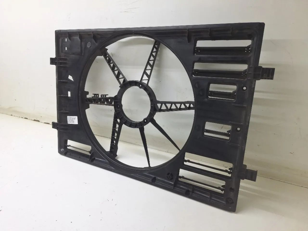 Defletor Ventoinha Vw Tiguan 2.0 2021 5qm121207d - Foto 3