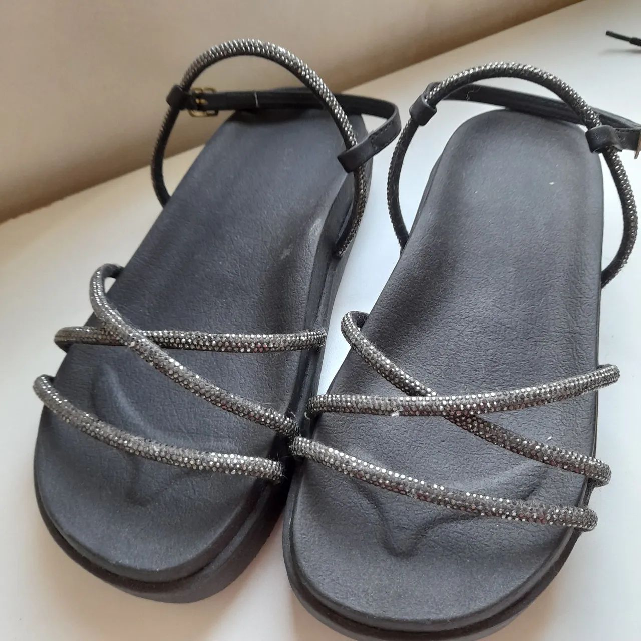 Kit de calçados infantis: Sandálias, chinelos e botas - Foto 4