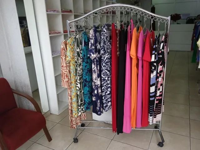 Arara c/ rodas em Aço Cinza 170 cm x 117 cm x 42 cm