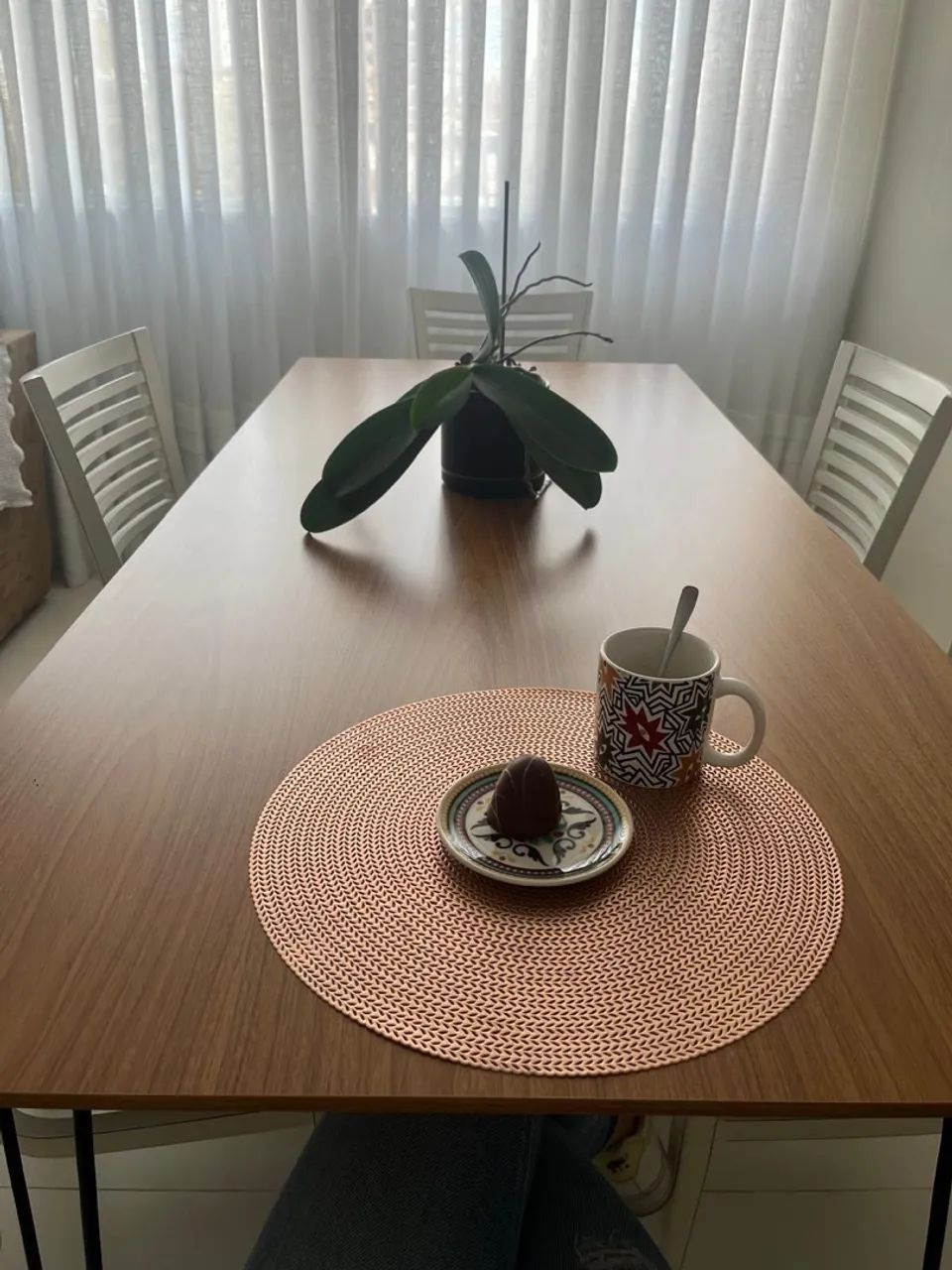 Mesa nova em MDF Freijó com pés em ferro fundido  - Foto 4
