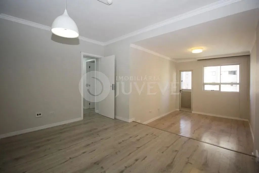 IMOBILIARIA JUVEVÊ ALUGA APARTAMENTO CRISTO REI PRX MERCADO MUNICIPAL HOSPITAIS CAJURU MAR - Foto 2